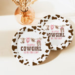 Assiettes En Carton Pink Cowgirl Baby shower occidental<br><div class="desc">Une petite cowgirl est en route ! Baby shower à thème Western Cowgirl rose avec plaid rose.</div>