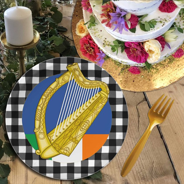 Assiettes En Carton Plaque de harpe irlandaise, plaid de buffle et dra (Créateur téléchargé)