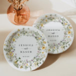 Assiettes En Carton Plaque de papier Fleur sauvage rustique<br><div class="desc">Ces plaques en papier sont parfaites pour tous les événements ! Modifiez facilement les noms et la date ! Consultez la collection de Fleurs sauvages pour plus d'articles correspondants !</div>