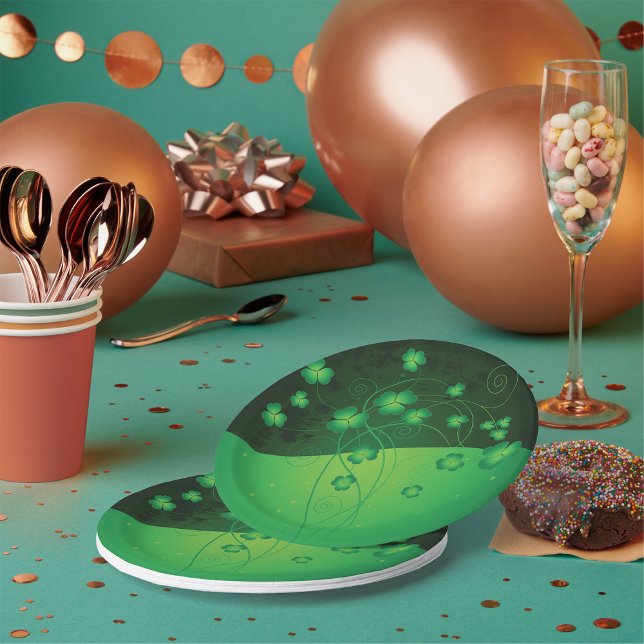 Assiettes En Carton Plaques de papier à fermeture Lucky (Créateur téléchargé)