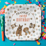 Assiettes En Carton Puppy Paw-ty fête d'anniversaire<br><div class="desc">Il est temps de laisser les bons moments rouler et de célébrer une journée spéciale avec une fête d'anniversaire à thème de chien pour les enfants! Ou Chiens ! Préparez vos invités pour une journée inoubliable d'amour du chiot et de plaisir pour votre petit avec ces adorables plaques d'anniversaire à...</div>