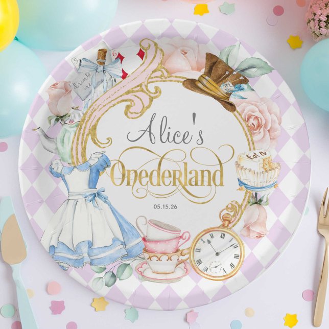 Assiettes En Carton Purple, Onederland, Tea party, Fille 1er anniversa (Purple, Alice Onederland, girl 1st birthday, Mad hatter tea party birthday paper plate.)