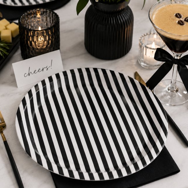 Assiettes En Carton Rayure noir et blanc  (Black and white stripe paper plates)