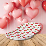Assiettes En Carton Retro Cherry Berry 1er anniversaire Rouge et vert<br><div class="desc">Célébrez votre petite fille d'un an dans un style sucré avec une collection rétro de décors d'anniversaire ! Chaîne de charme rétro avec des cerises rouges et vertes vibrantes, les extras de la fête ajoutent une touche ludique à la table spéciale de votre petit jour et de fête. Des invitations...</div>