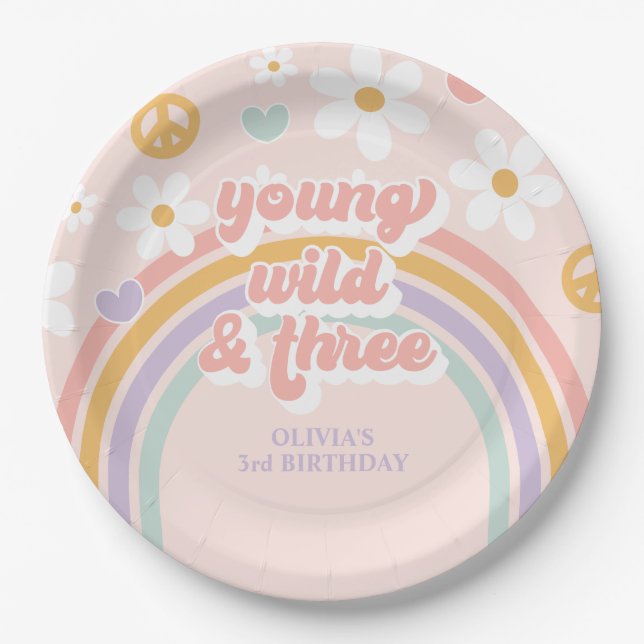 Assiettes En Carton Retro Rainbow Young Wild Three 3e anniversaire (Devant)