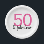 Assiettes En Carton Rose 50 et fabuleux Plaques papier fête d'annivers<br><div class="desc">Organisez une grande fête pour célébrer le 50ème anniversaire et sortez avec ces amusantes et colorées plaques en papier rose et noir 50et fabuleuses. Allez,  ma fille !</div>