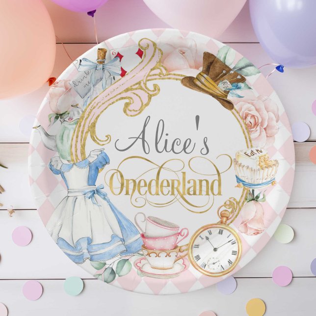 Assiettes En Carton Rose, Alice Onederland, 1er anniversaire de fille (Pink, Alice Onederland, girl 1st birthday, Mad hatter tea party birthday paper plate.)