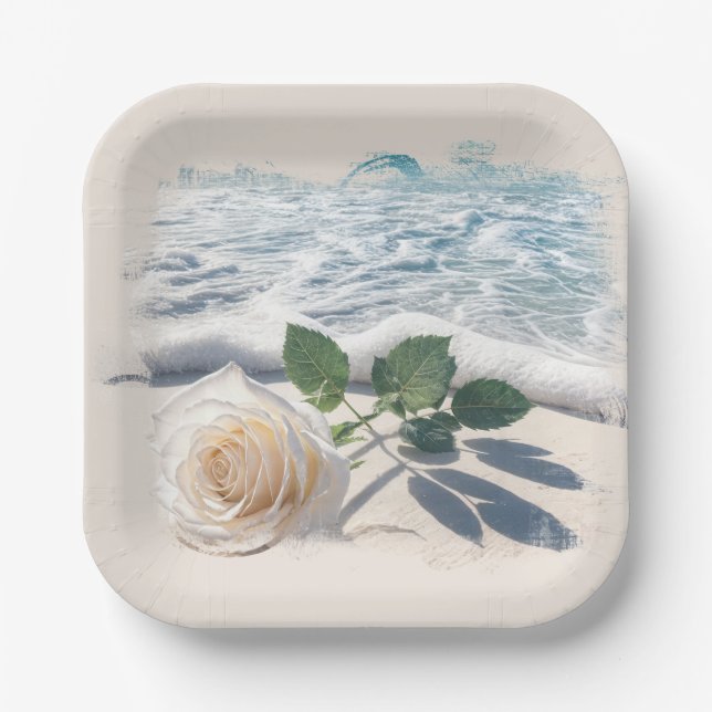 Assiettes En Carton Rose Blanche Sur Le Sable De Plage (Recto)