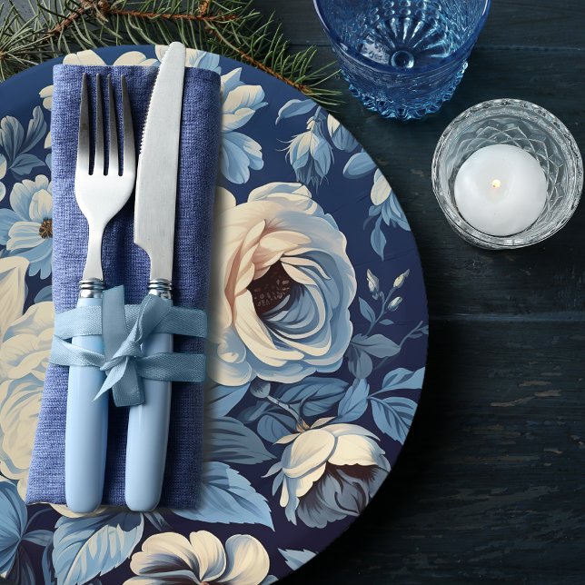 Assiettes En Carton Roses blanches sur Indigo Arrière - plan bleu (Créateur téléchargé)