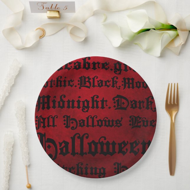 Assiettes En Carton Rouge et noir Grunge gothique (Mariage)