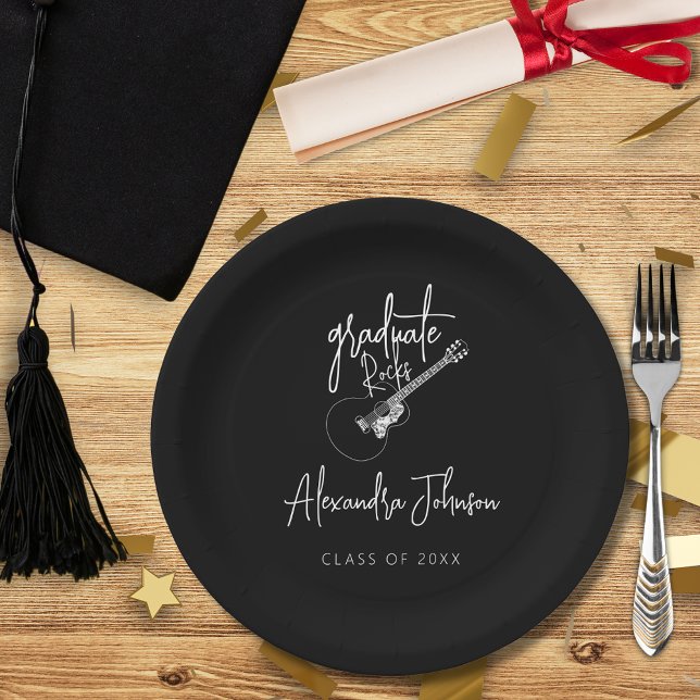 Assiettes En Carton Script Moderne Guitare Branchée Fête de Remise de  (Modern script cool trendy minimalist country guitar music themed graduation party custom paper plate)