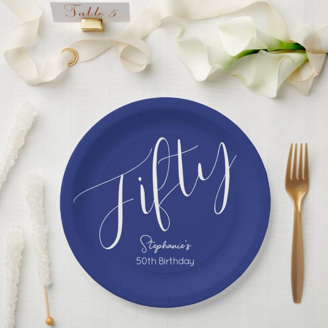 Assiettes En Carton Simply Modern Script Marine Blue 50th Birthday (Mariage)