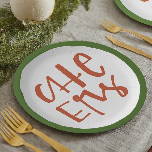 Assiettes En Carton Soirée festive à la main rouge et verte (Festive red and green holiday party paper plates featuring a hand-lettered CHEERS!)