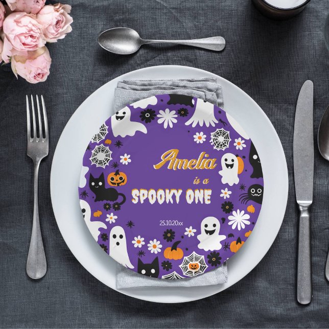 Assiettes En Carton Sppoky un anniversaire d'Halloween marguerites rét (Halloween spooky one party plates purple groovy retro daisies cute ghosts black cat)