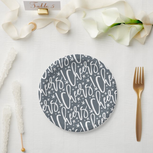 Assiettes En Carton Starry Cheers Brush Script Moderne Photo du Nouvel (Mariage)