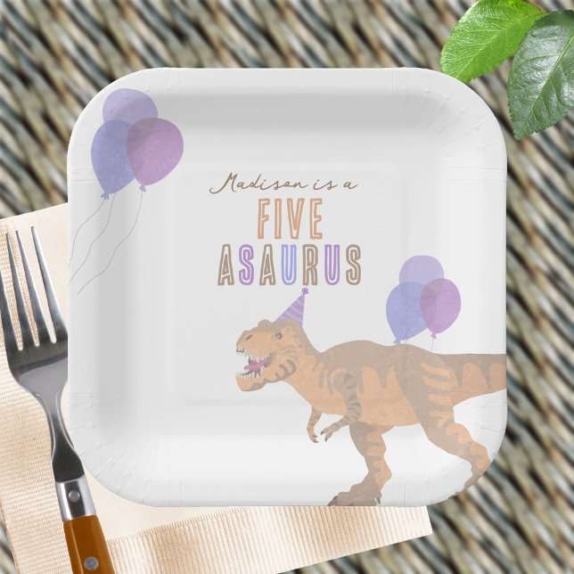 Assiettes En Carton T-Rex Tan N'Importe Quel Âge Mignonne Dinosaure An (For any age, you can change FIVE to any number on these personalized dinosaur birthday paper plates)