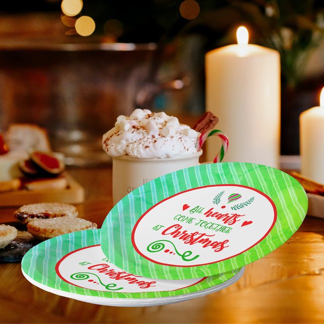Assiettes En Carton Tous Les Coeurs Se Réunissent Lors Des Fêtes De No (All Hearts Come Together At Christmas Holiday Paper Plates)