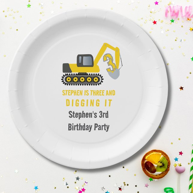 Assiettes En Carton Trois et creuser la construction 3ème fête d'anniv (Créateur téléchargé)