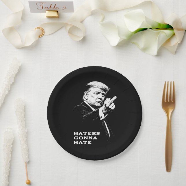 Assiettes En Carton Trump Middle Finger 2026 Meme Funny (Mariage)