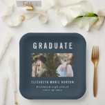 Assiettes En Carton Type graduation multi photo bleu et blanc fête<br><div class="desc">Moderne,  graphique marine bleu et blanc,  multi photo graduation décoration de la fête plaque de papier. Partie d'une collection.</div>