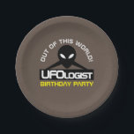 Assiettes En Carton UFOlogist Party, Anniversaire<br><div class="desc">UFOlogist Party,  Plaques de papier d'anniversaire par Timbre Stampedy.</div>