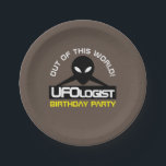 Assiettes En Carton UFOlogist Party, Anniversaire<br><div class="desc">UFOlogist Party, Plaques de papier d'anniversaire par Timbre Stampedy.</div>