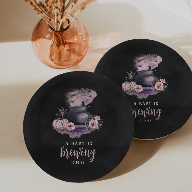 Assiettes En Carton Un Bébé est en train de brasser | Baby shower d'Ha (Créateur téléchargé)