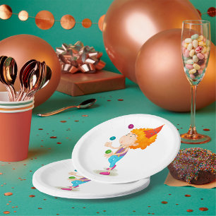 Assiettes En Carton Un Enfant De La Fête Jongle Des Boules Colorées