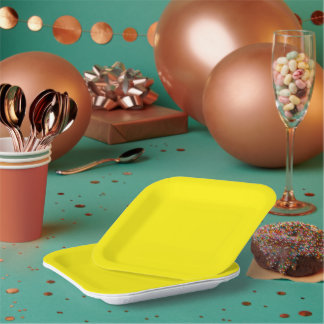 Assiettes En Carton Un fond jaune vif uniforme