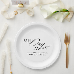 Assiettes En Carton Un Jour De Répétition Dîner Élégant Moderne