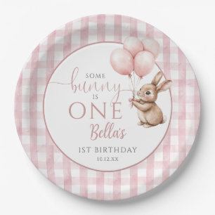 Assiettes En Carton Un lapin a un ballon rose pour son 1er anniversair