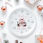 Assiettes En Carton Un nouveau chapitre commence, Baby Shower d'hiver<br><div class="desc">Célébrez l'arrivée d'un nouveau petit chapitre avec ce thème de Baby Shower A New Chapter Winter ! Avec des flocons de neige argentés délicats et des rubans roses charmants, ce design combine la magie d'un livre de contes cosy avec l'élégance de l'hiver. Parfait pour une baby shower pour fille pendant...</div>