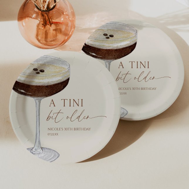 Assiettes En Carton Un Tini Un Peu Plus Ancien Expresso Martini Annive (Créateur téléchargé)