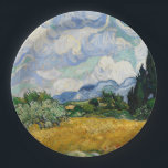 Assiettes En Carton Vincent Van Gogh Wheat Field With Cypresses<br><div class="desc">Vincent Van Gogh Champ de blé avec Cyprès Art fin Un champ de roues avec Cyprès (parfois appelé Un Cornfield avec Cyprès) est l'une des trois peintures à l'huile similaires de 1889 par Vincent van Gogh, dans le cadre de sa série de champs de blé. Tous furent exécutés à l'asile...</div>