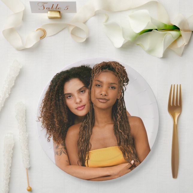 Assiettes En Carton Votre Mariage photo Deux épouses LGBTQ (Mariage)
