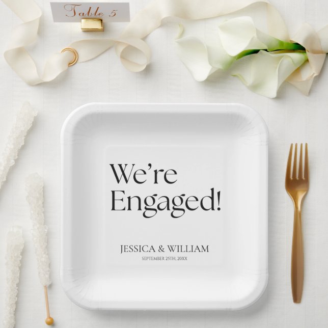 Assiettes En Carton We're Engaged Minimalist Engagement Party (Mariage)