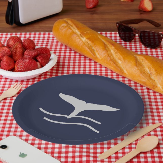 Assiettes En Carton Whales Tail Outline Marine et Grey Porcelain Servi (Pique-nique)