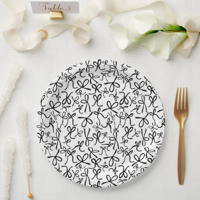 Assiettes En Carton Whimssical Cute B&W Bows Fête des mariées Motif (Mariage)
