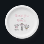 Assiettes En Carton Wild One Animal Safari noir blanc rose Anniversair<br><div class="desc">Une adorable plaque de papier à thème pour animaux de safari "Wild One",  avec des bébés animaux dessinés à la main en noir et blanc,  et des scripts en lettres rose et de la typographie moderne moderne noir sans serif. Copyright Invitations élégants,  tous droits réservés.</div>