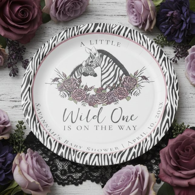 Assiettes En Carton Zebra Safari Baby Shower Little Wild One Party (A Little Wild One Is On The Way Zebra Baby Shower Paper Plates for Mother to Be. Gothic Pink Roses)