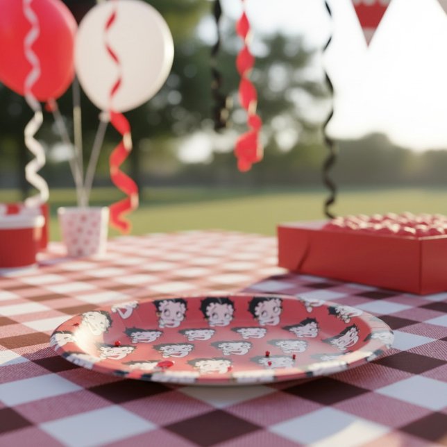 Assiettes en papier Betty (Créateur téléchargé)