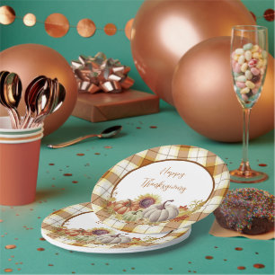 Assiettes en papier plaid et citrouilles pour la f