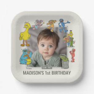 Assiettes en papier pour anniversaire avec personn