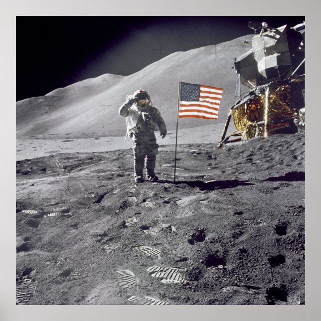 Astronaut David Scott Salutes Flag Poster (Devant)