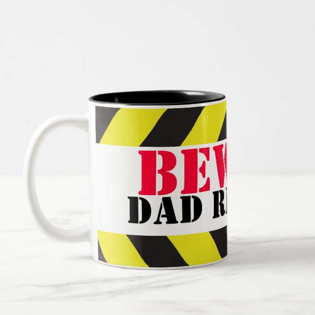 Attention Papa se détend mug pour travailleurs che (Gauche)