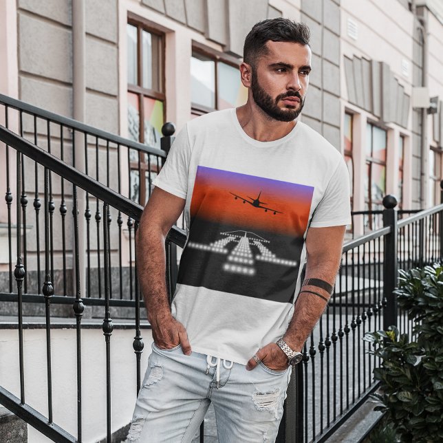 Atterrissage Nocturne D'Avion Sur Un T-shirt De Pi (Créateur téléchargé)