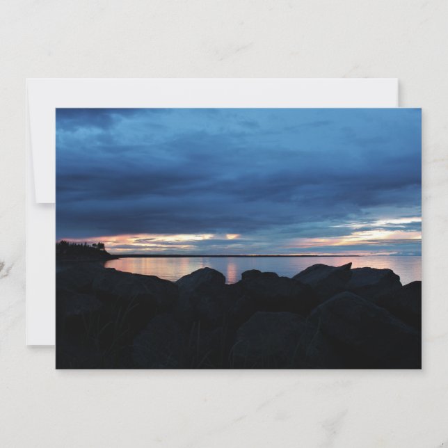 Au-delà des rochers (Devant)