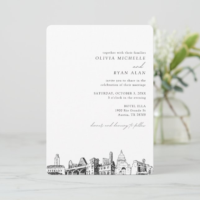 Austin Skyline Destination Wedding Invitation (Debout devant)