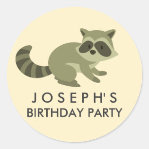 Autocollant d'anniversaire du Woodland Raccoon
