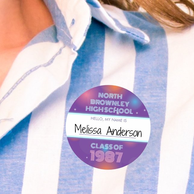 Autocollant de badge de nom de réunion de classe d (Disco themed retro class reunion name sticker)